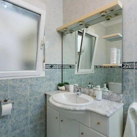 Charming Mansion In With Private Terrace Nyaraló